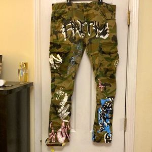 SMOKE RISE grind house Men’s camo pant with graffiti
